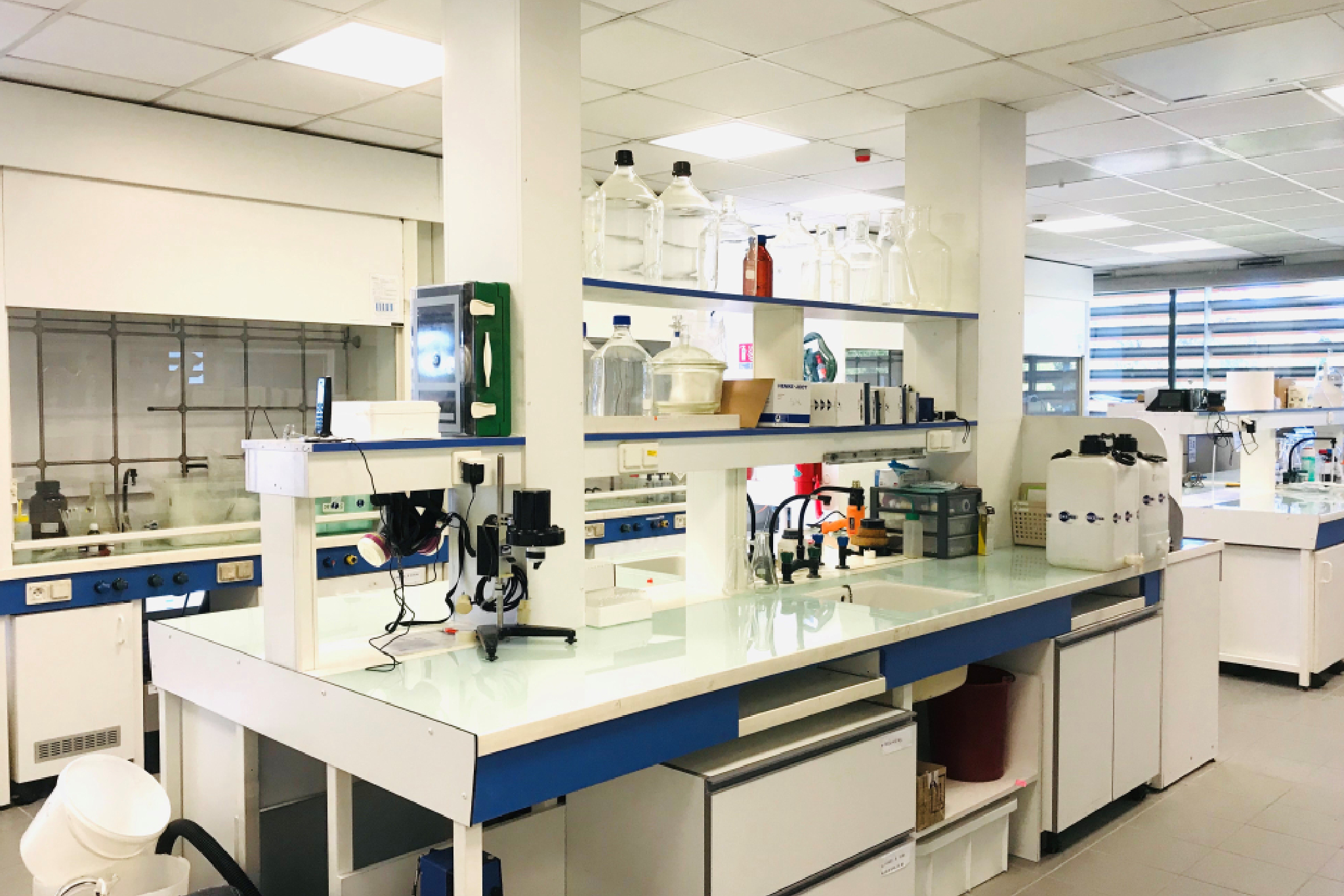 laboratory synthesis equipment 1